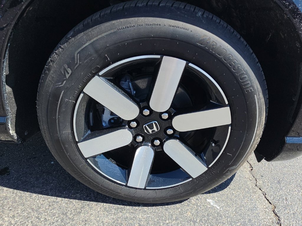 Certified 2024 Honda Prologue Touring image 11