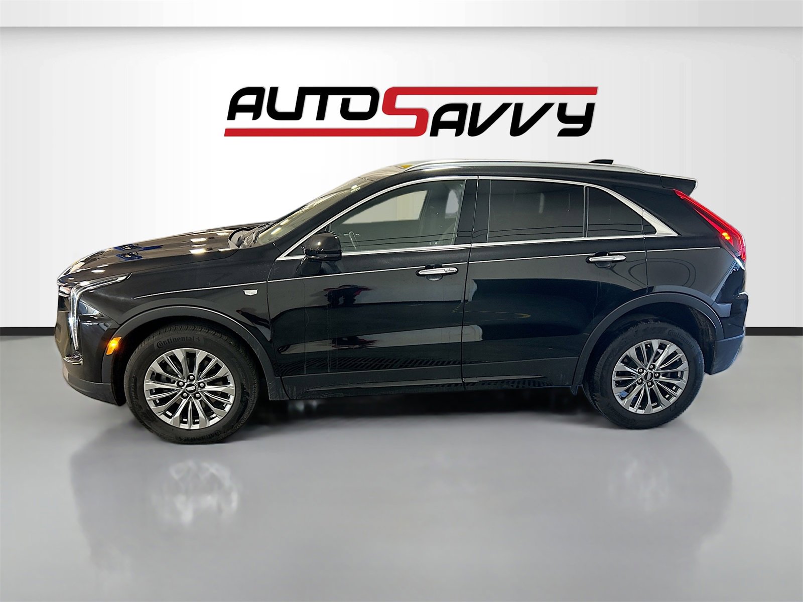 Used 2024 Cadillac XT4 Premium Luxury w/ Technology Package image 4