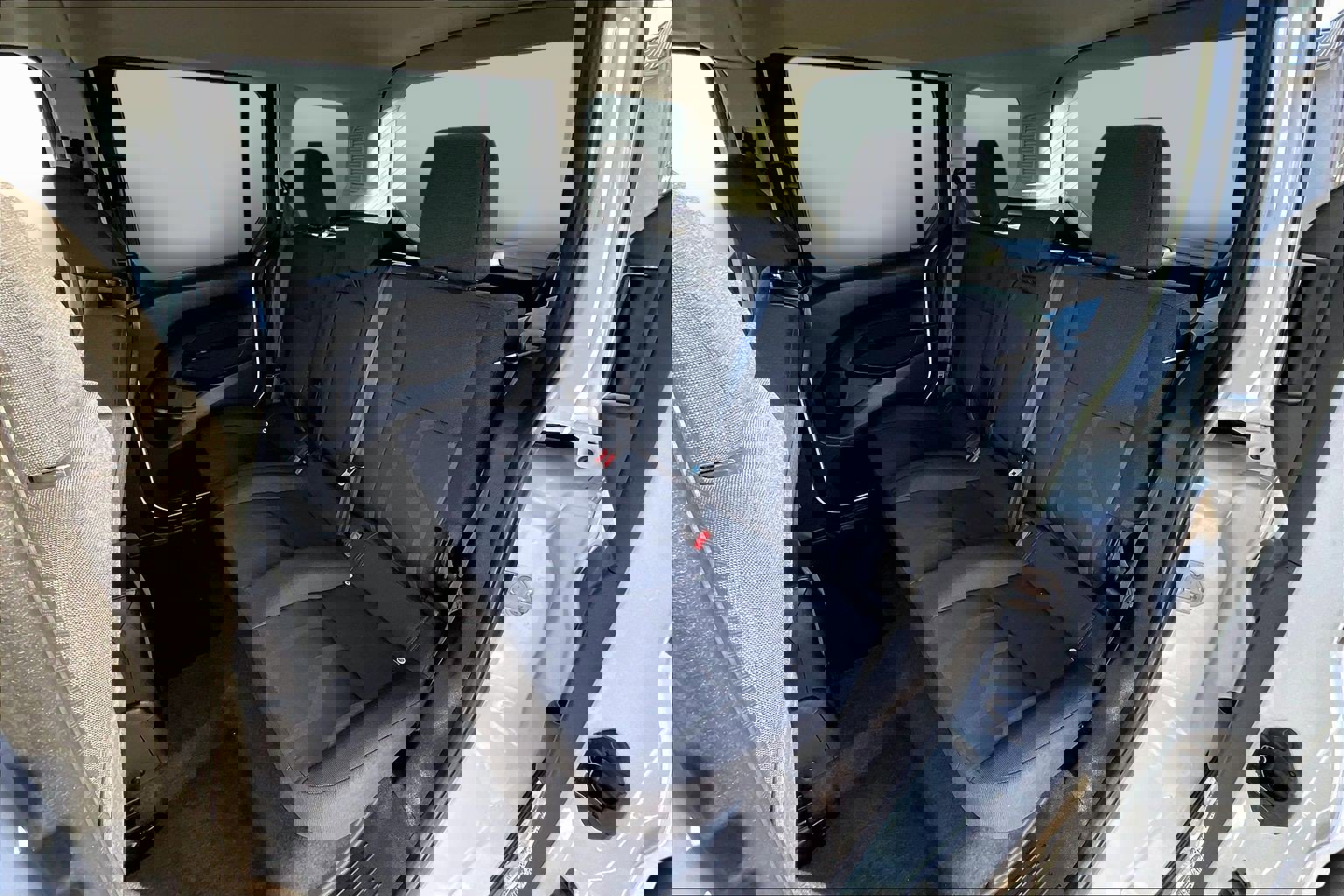 Used 2015 Ford Transit Connect XLT image 24