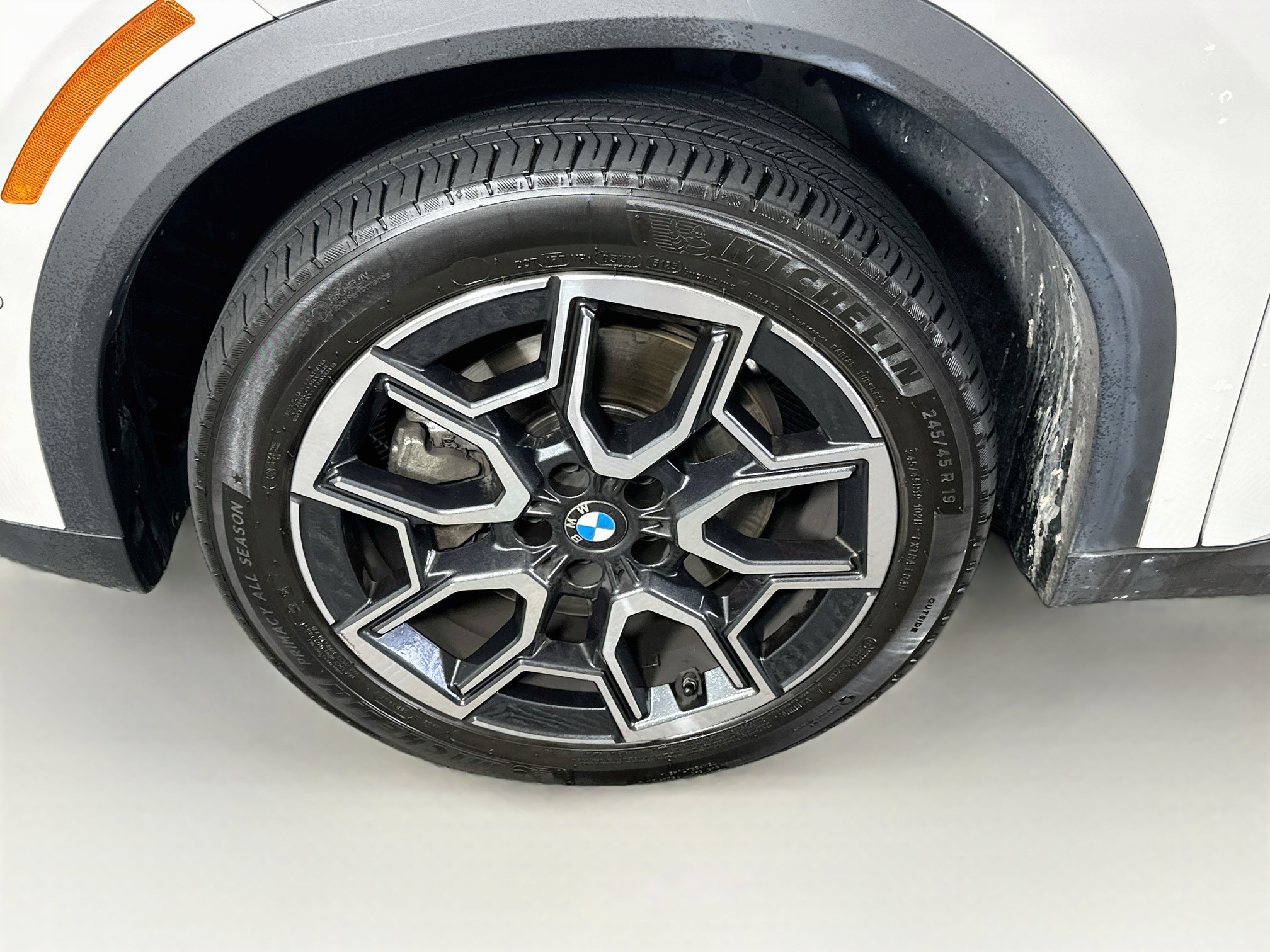Used 2026 BMW X2 xDrive28i AWD/4WD image 11