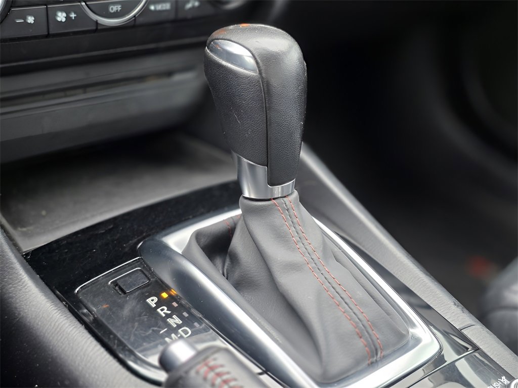 Used 2016 MAZDA MAZDA3 i Grand Touring image 35