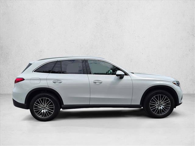 Certified 2026 Mercedes-Benz GLC 300 4MATIC image 4