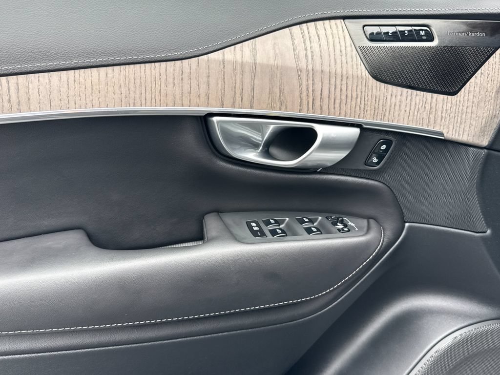 Certified 2024 Volvo XC90 B6 Ultimate AWD/4WD image 10