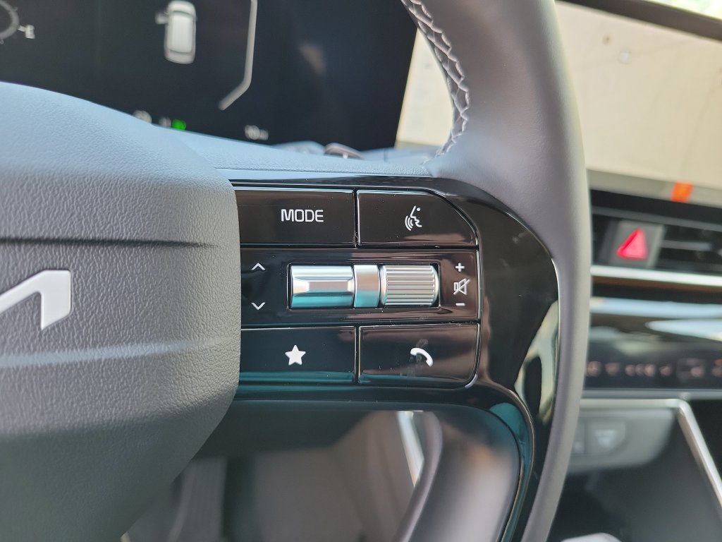 New 2027 Kia Carnival SX Prestige FWD image 26