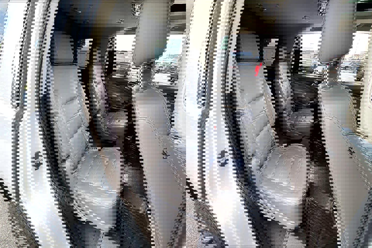 Used 2019 GMC Yukon Denali w/ Denali Ultimate Package image 20