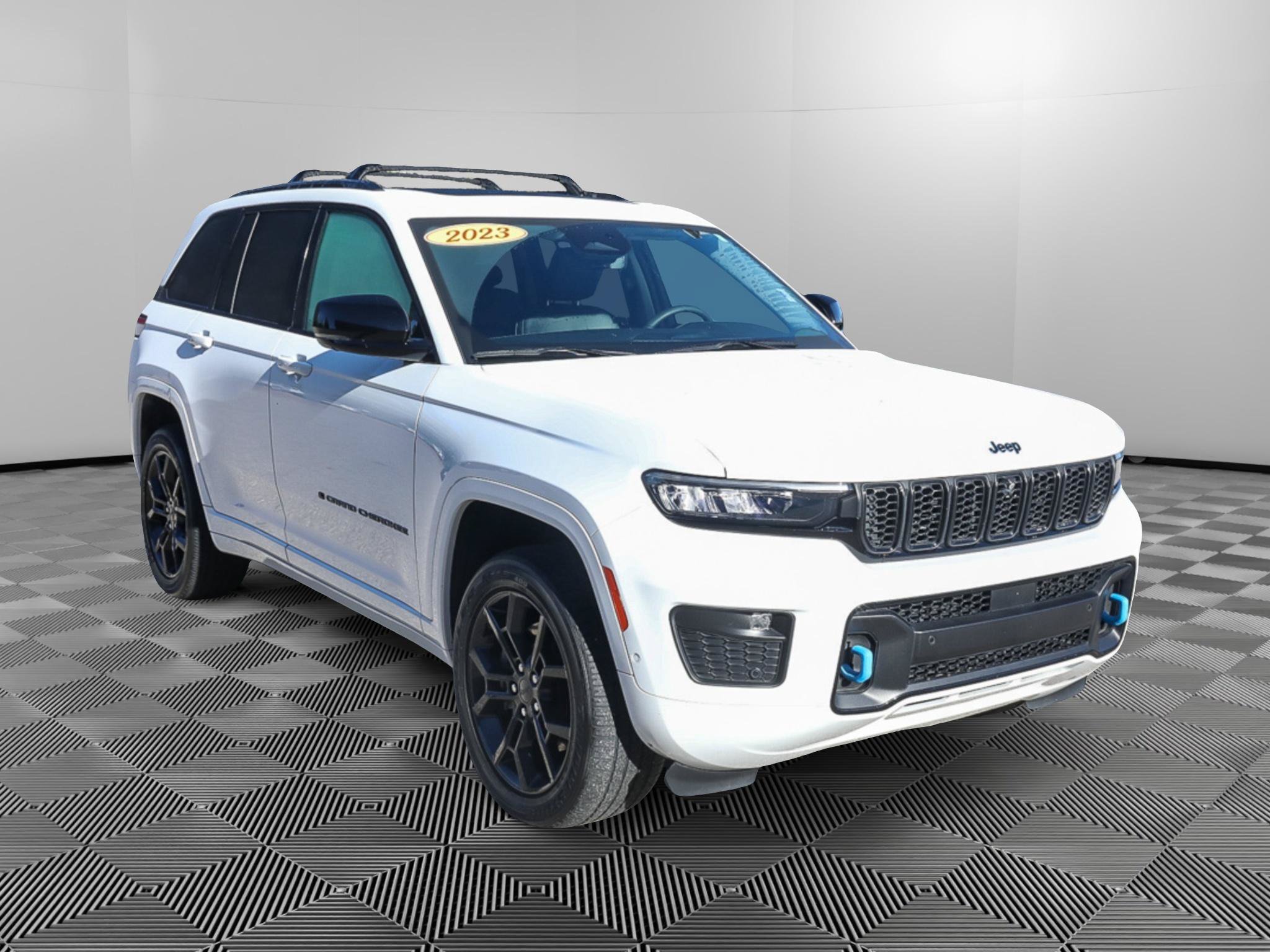 Used 2023 Jeep Grand Cherokee 30th Anniversary AWD/4WD image 1