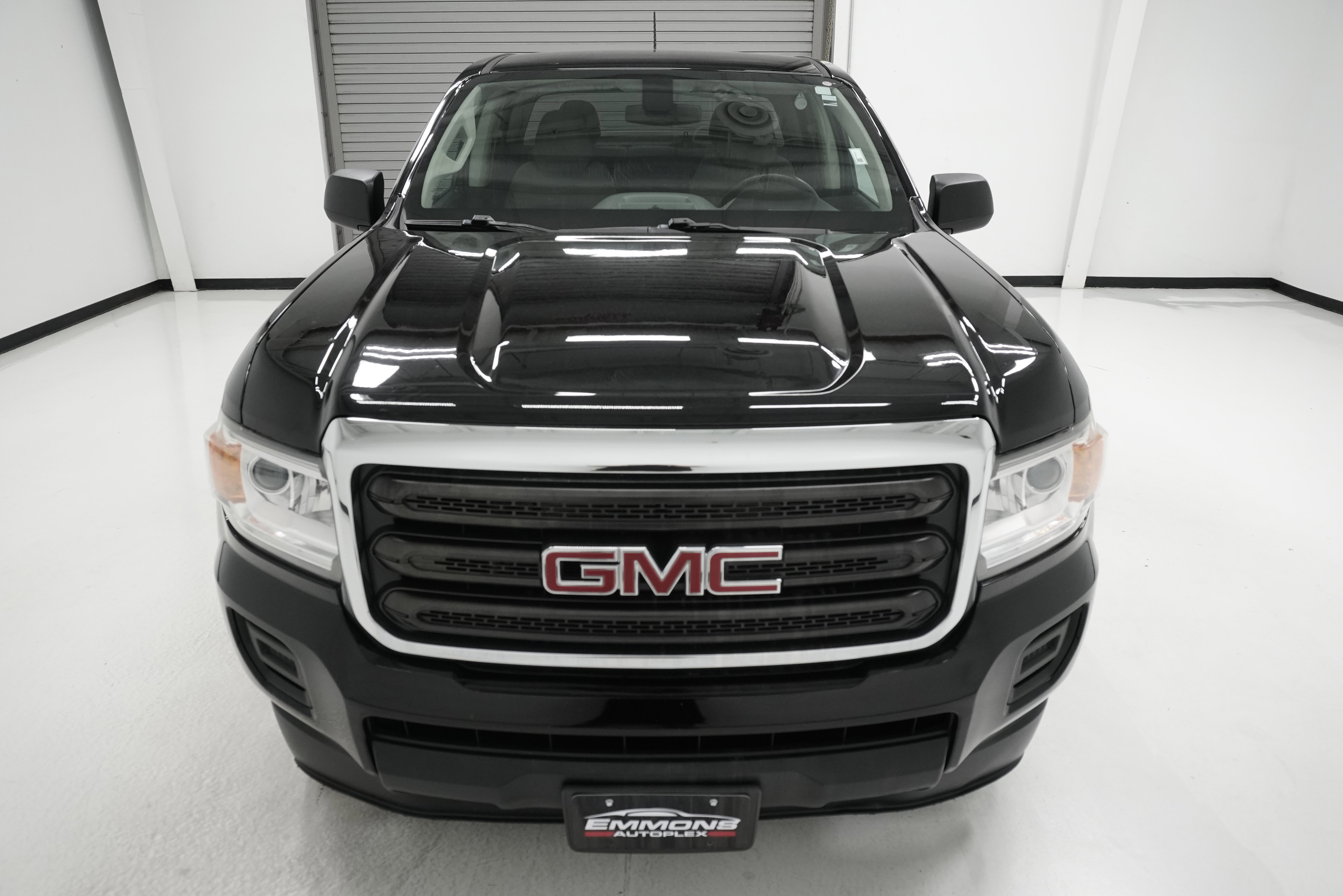 Used 2017 GMC Canyon 2WD Crew Cab w/ Convenience Package image 2