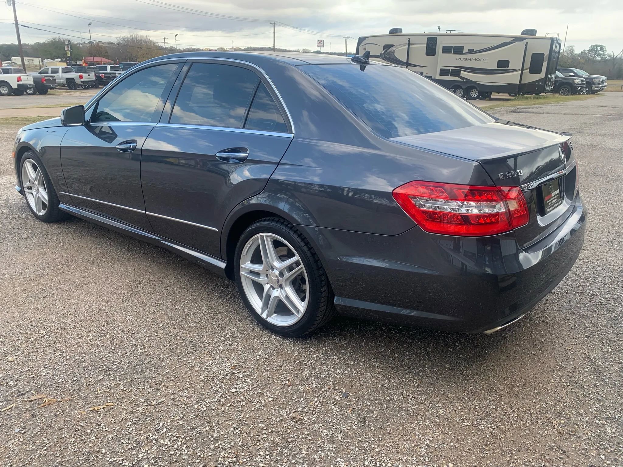 Used 2013 Mercedes-Benz E 350 Sedan image 7