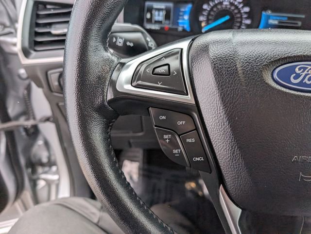 Used 2024 Ford Edge SEL image 11