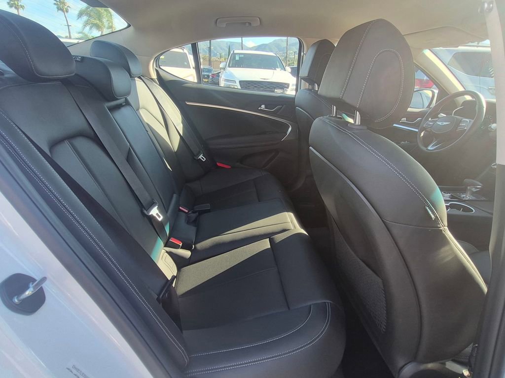 Used 2026 Genesis G70 2.5T image 24