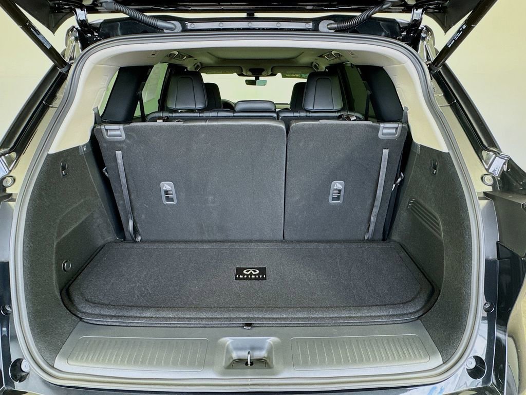 Certified 2026 INFINITI QX60 Luxe w/ Cargo Package image 28