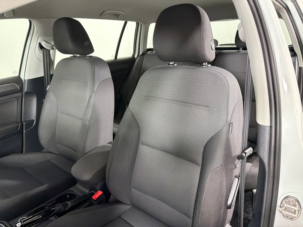 Used 2019 Volkswagen Golf S image 13