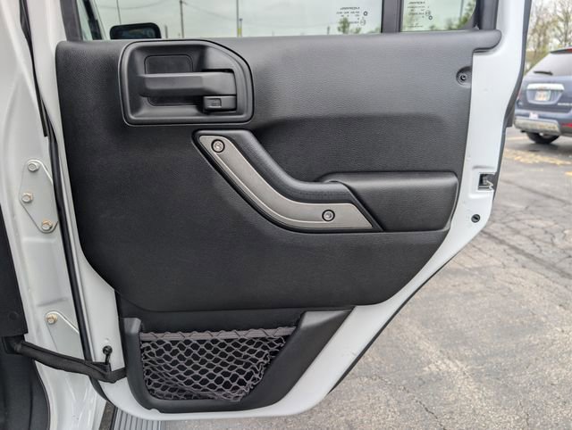 Used 2018 Jeep Wrangler Unlimited Sport S AWD/4WD image 18