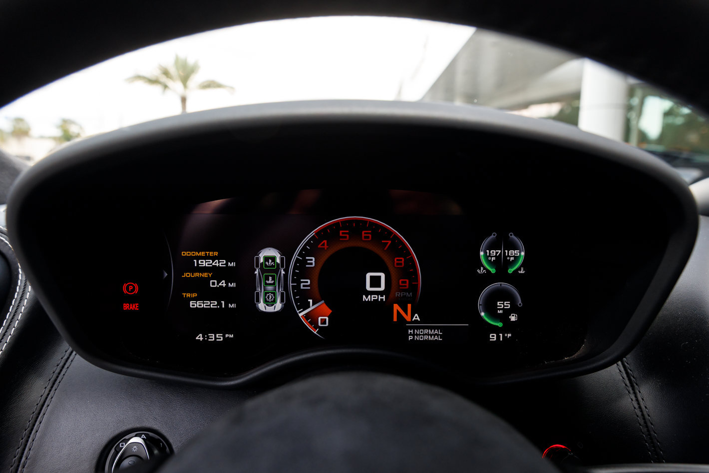 Used 2018 McLaren 570S RWD image 38