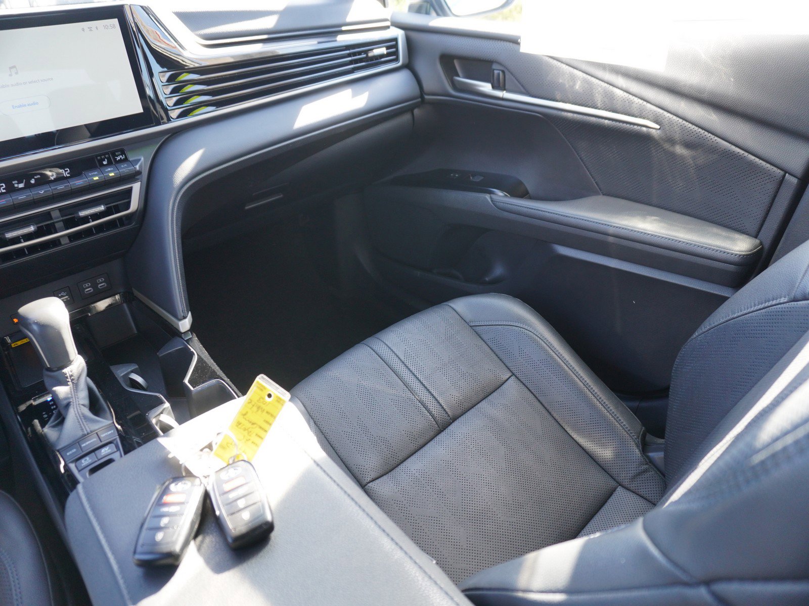 Used 2025 Toyota Camry XSE image 16