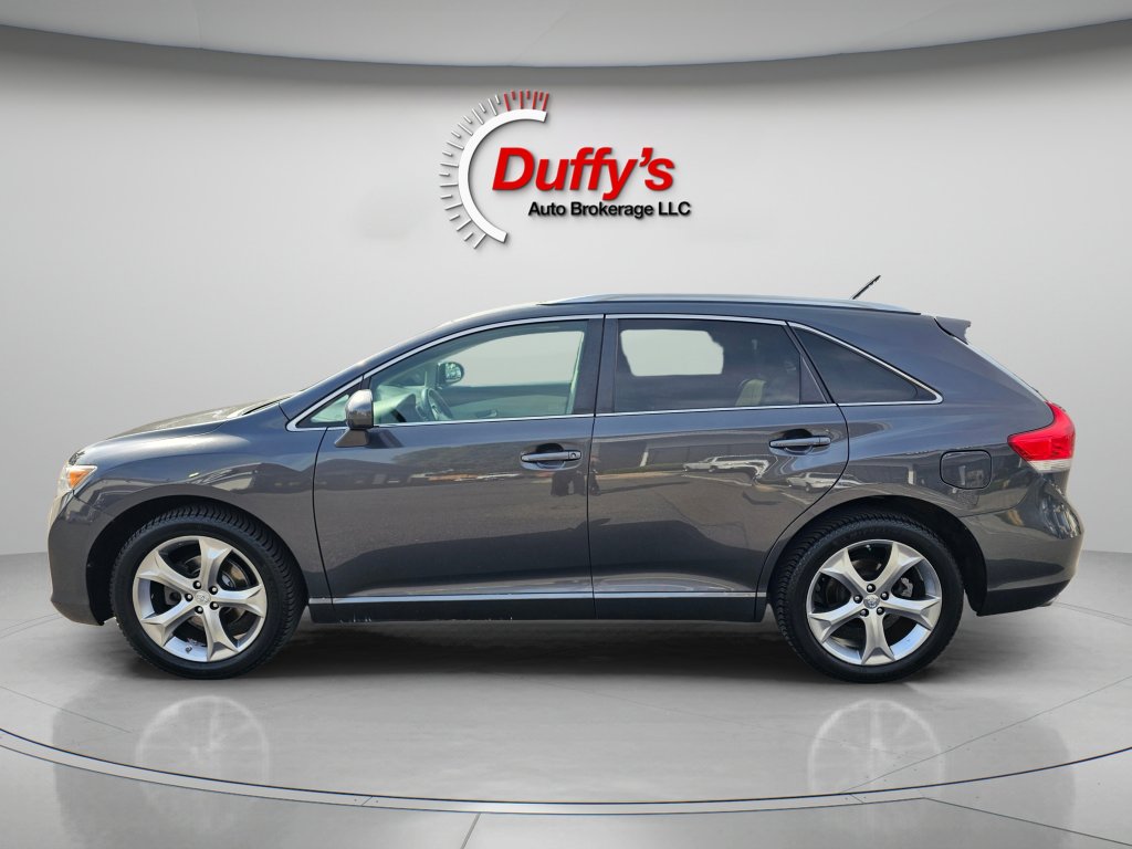 Used 2010 Toyota Venza Limited image 13