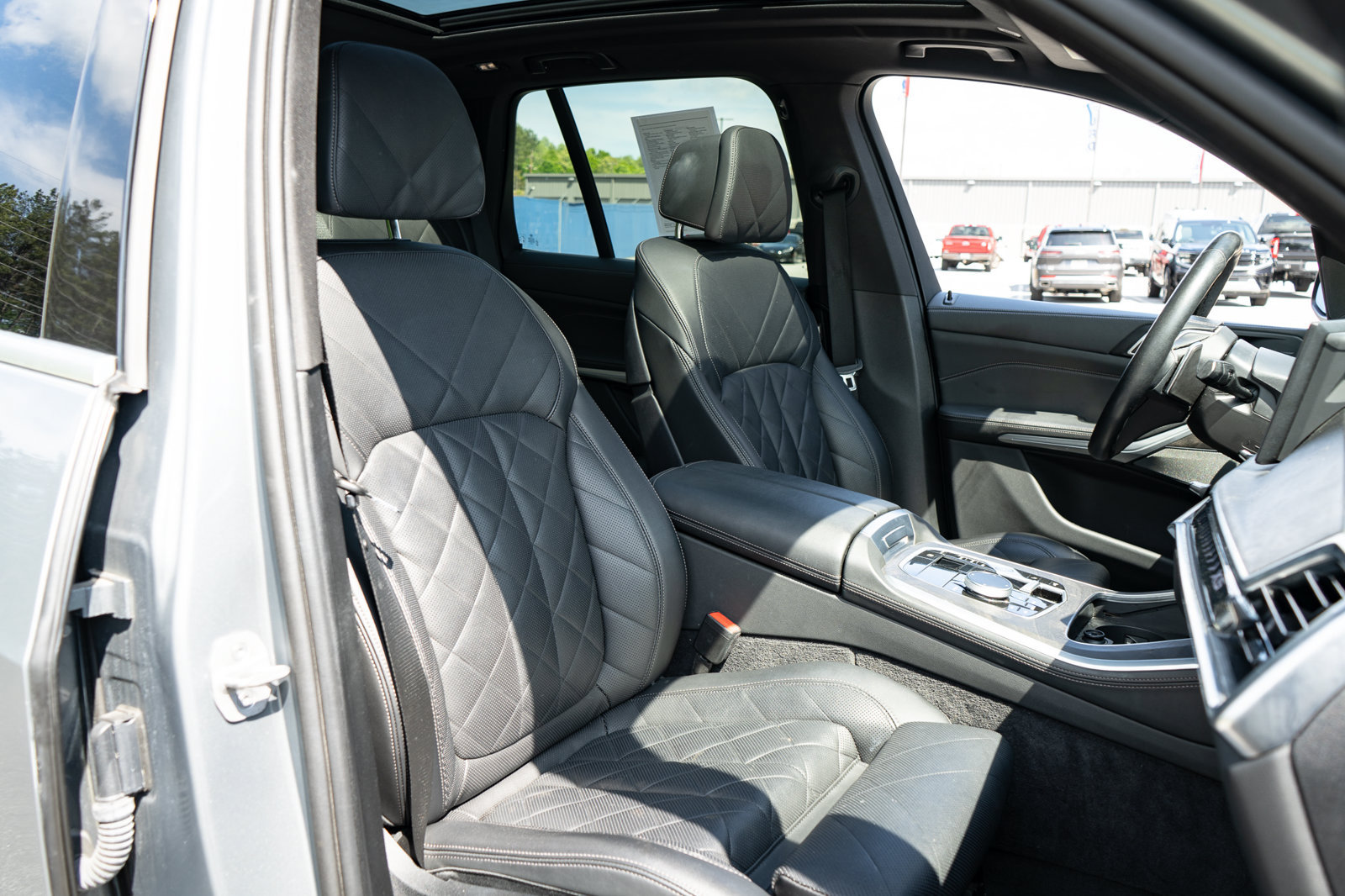 Used 2024 BMW X5 sDrive40i RWD image 23