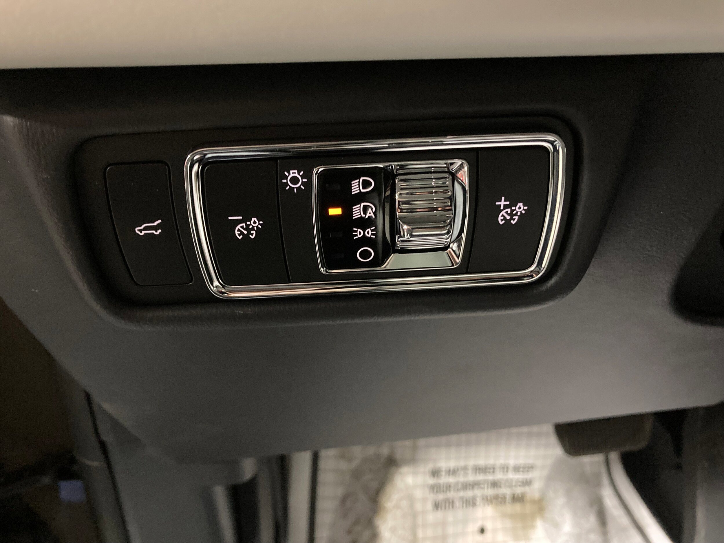 Used 2026 Lincoln Aviator AWD image 26