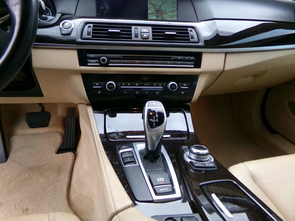 Used 2013 BMW 535i Sedan image 16