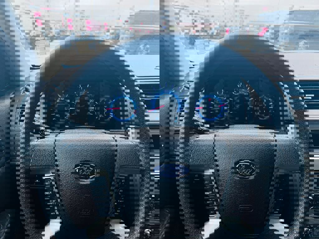 Used 2012 Ford Fusion SE FWD image 20