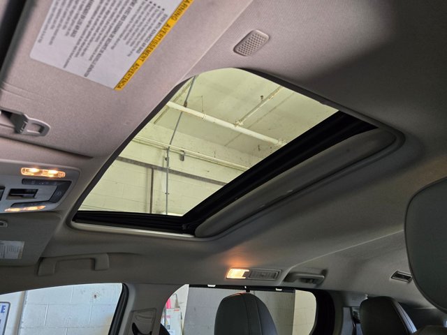 Used 2021 Toyota Sienna XLE FWD image 12