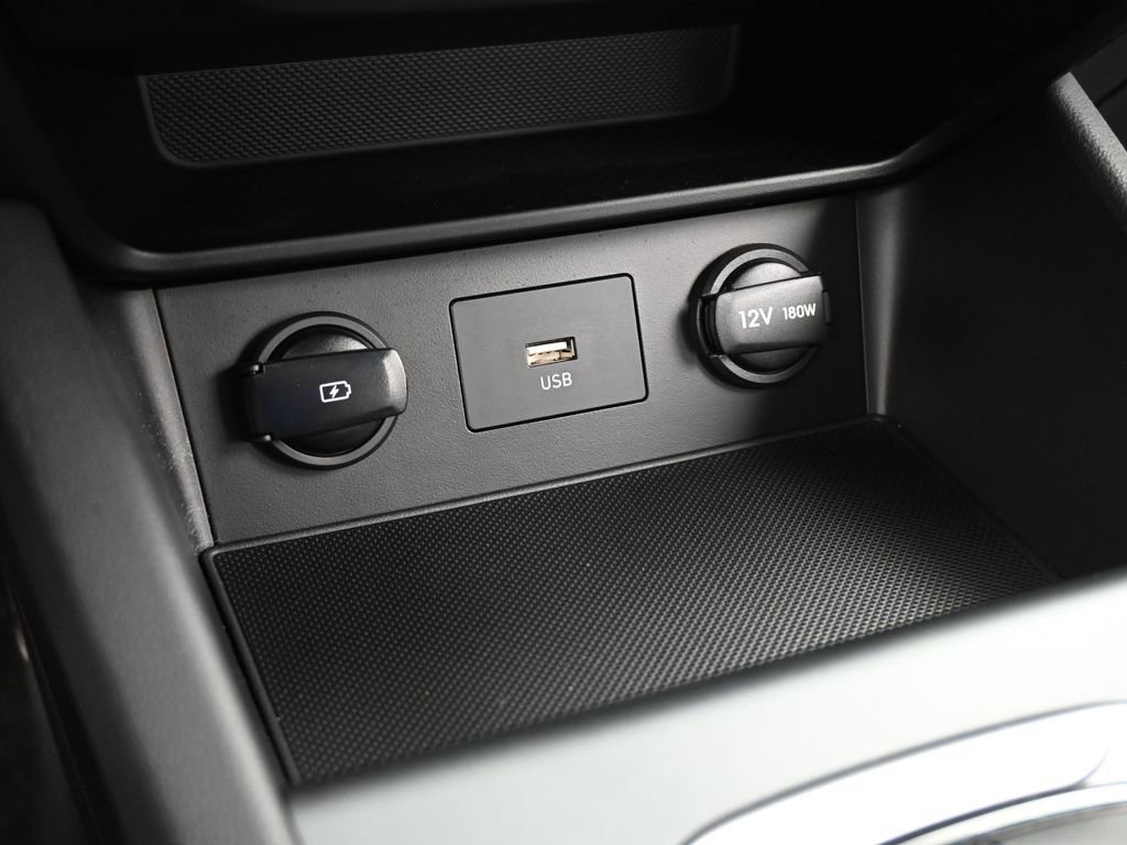 Used 2023 Hyundai Kona SEL image 23