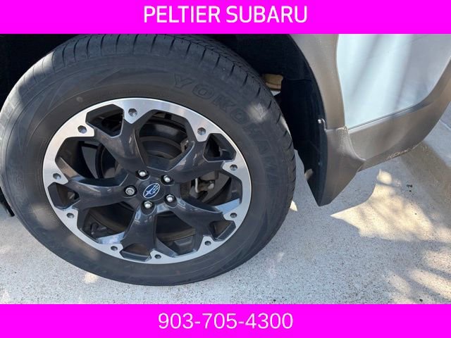 Used 2023 Subaru Crosstrek 2.0i Premium image 4