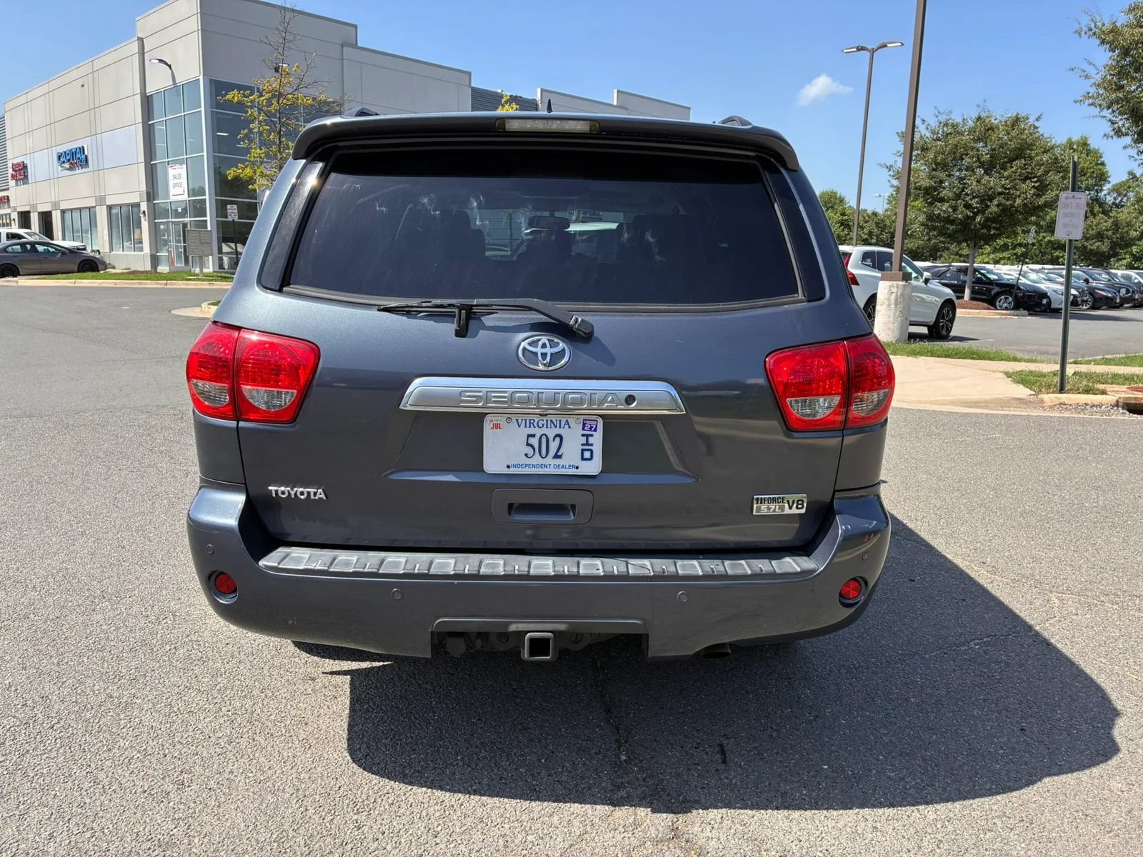 Used 2010 Toyota Sequoia Limited AWD/4WD image 5
