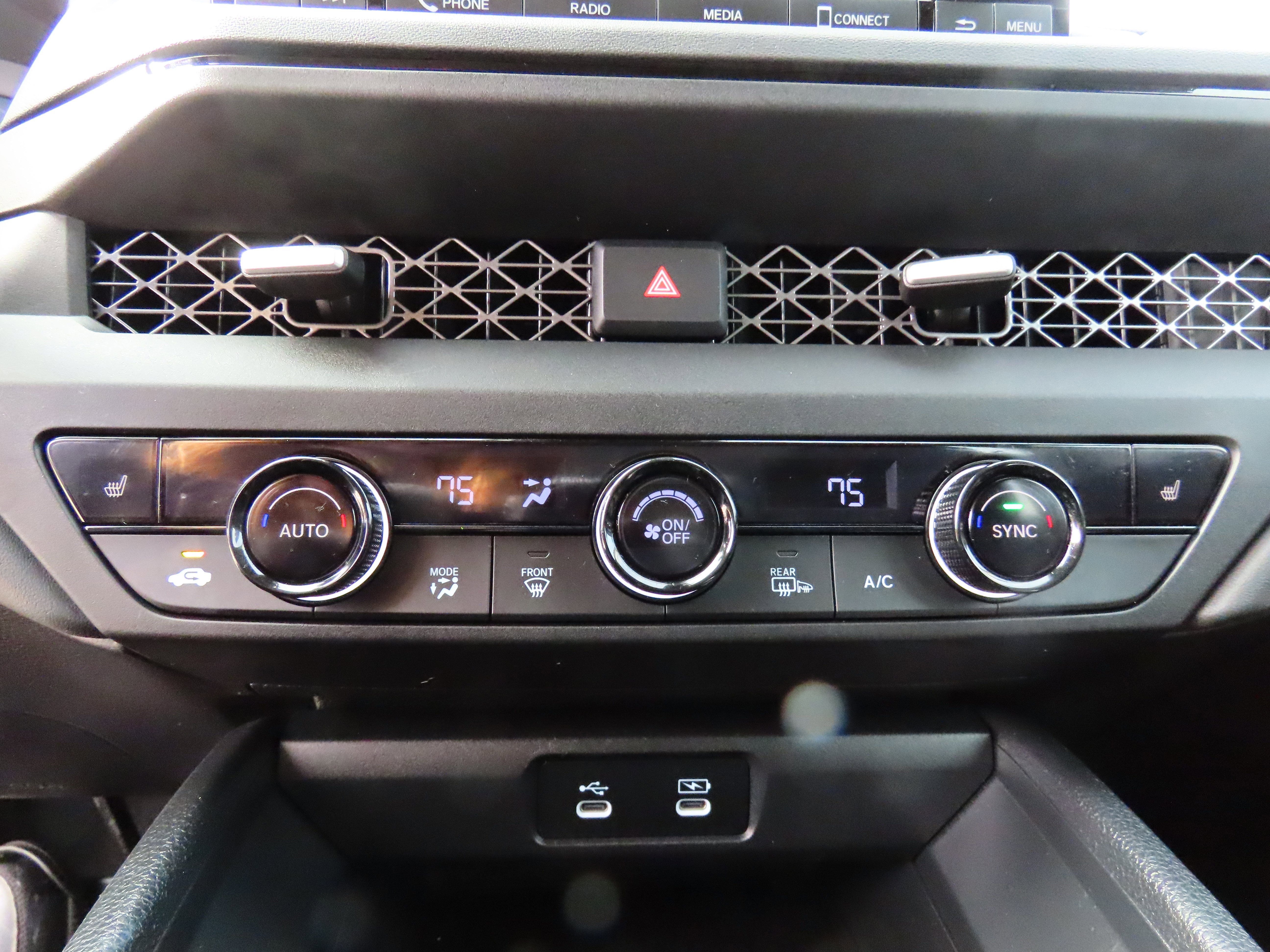 Used 2025 Honda Accord SE image 24