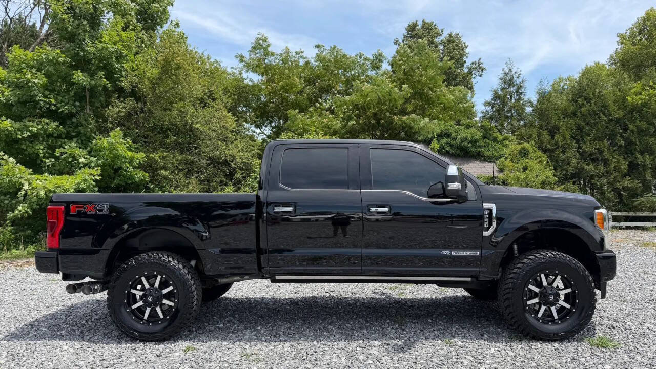 Used 2018 Ford F250 Platinum w/ Platinum Ultimate Package AWD/4WD image 9