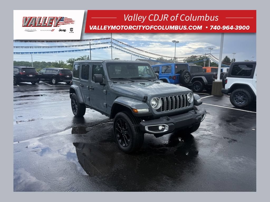 Used 2025 Jeep Wrangler Unlimited Sahara w/ Safety Group