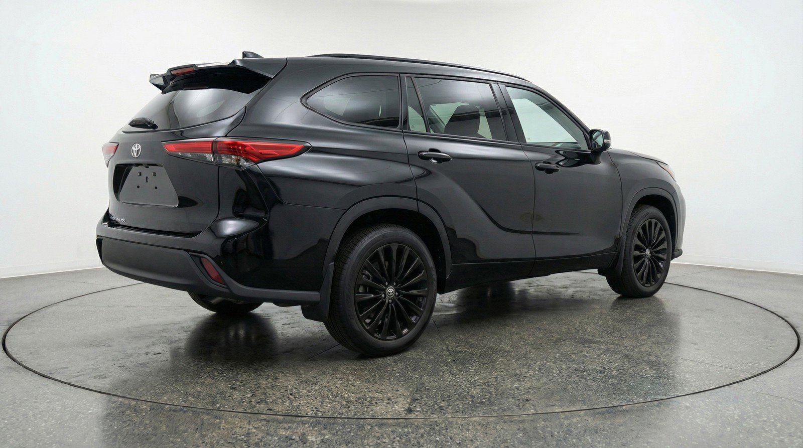 Used 2025 Toyota Highlander XSE image 9