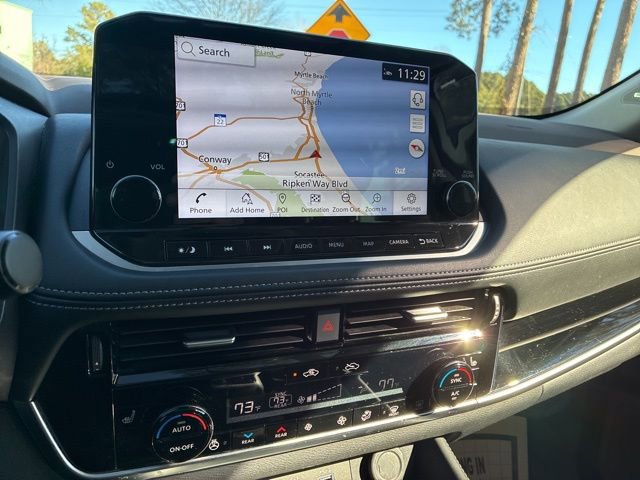 Used 2023 Nissan Rogue SL w/ SL Premium Package image 30