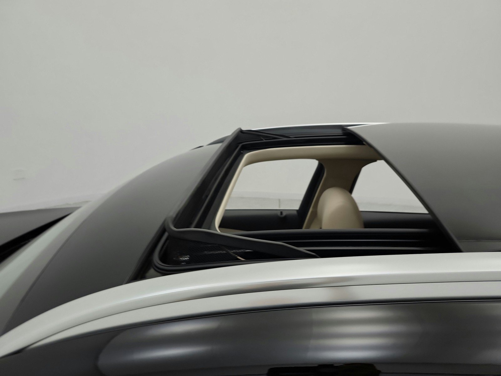 Used 2022 Mercedes-Benz GLC 300 image 16