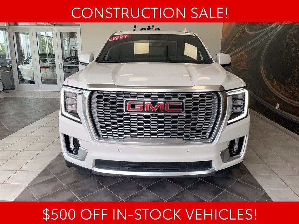 Used 2023 GMC Yukon Denali w/ Advanced Technology Package AWD/4WD image 4