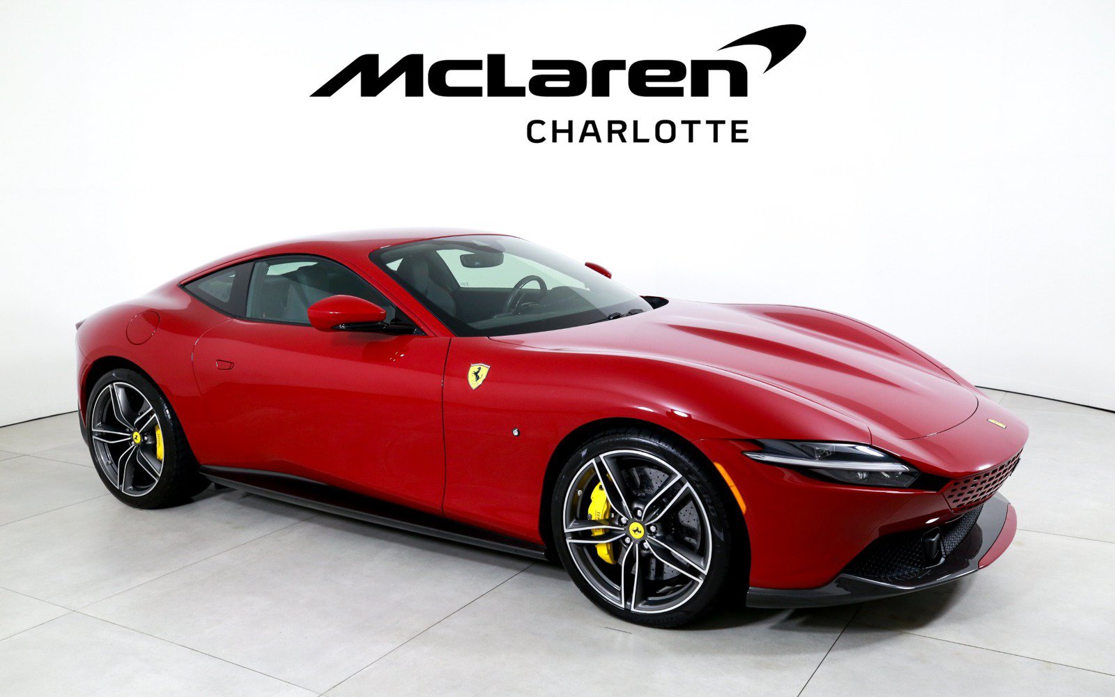 Used 2022 Ferrari Roma RWD image 2
