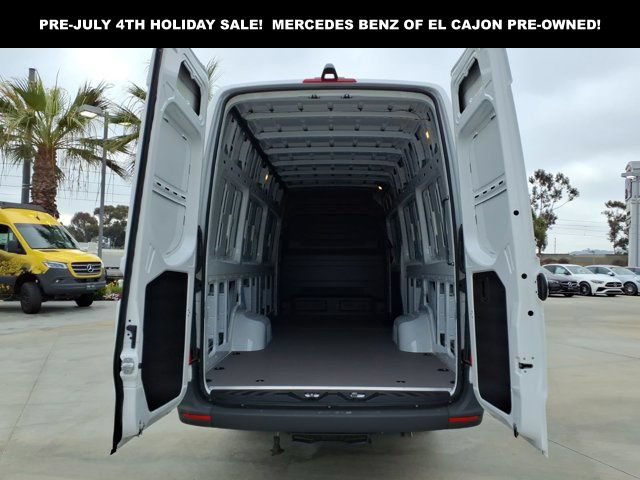 New 2025 Mercedes-Benz Sprinter 3500 image 22