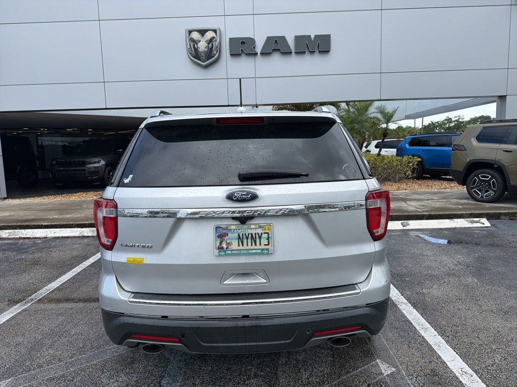 Used 2018 Ford Explorer Limited image 8