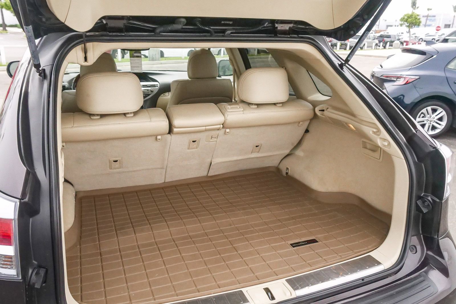 Used 2013 Lexus RX 450h AWD w/ Navigation Pkg image 25