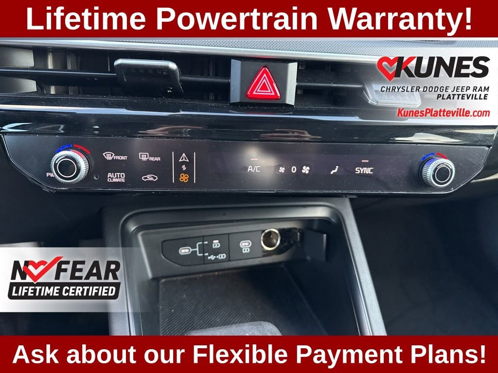 Used 2025 Kia K5 LXS image 21