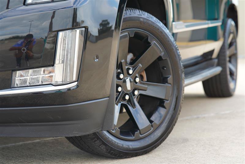 Used 2017 Cadillac Escalade Luxury AWD/4WD image 15