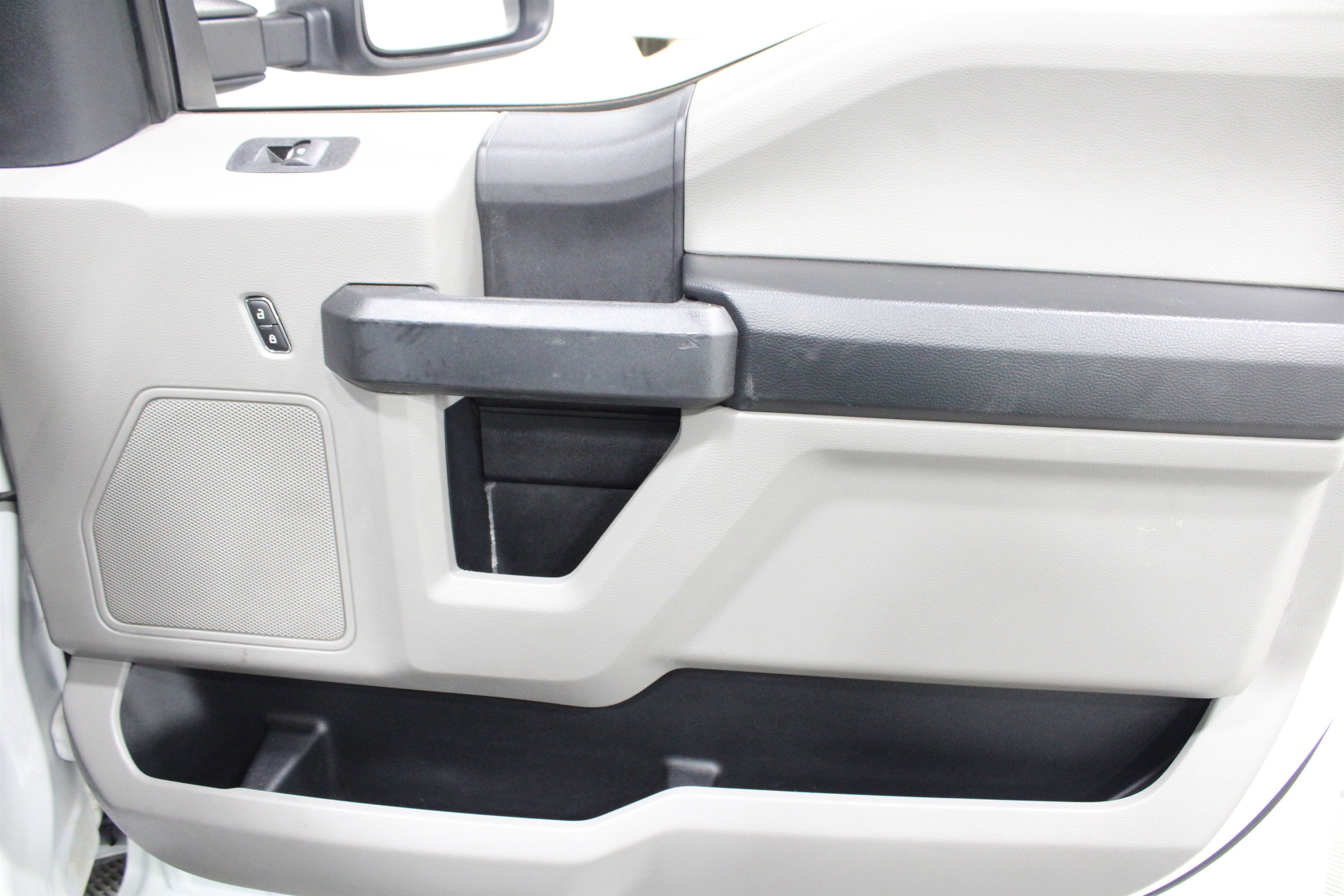 Used 2019 Ford F350 XL w/ Power Equipment Group image 20