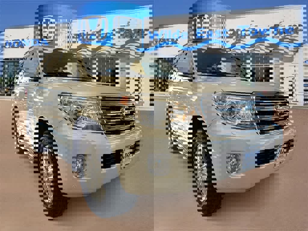 Used 2015 Toyota Land Cruiser image 2