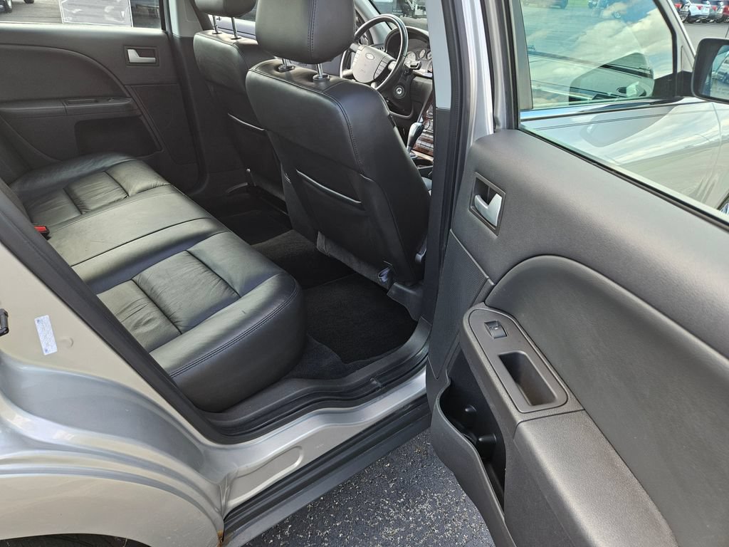 Used 2007 Ford Five Hundred Limited FWD image 17