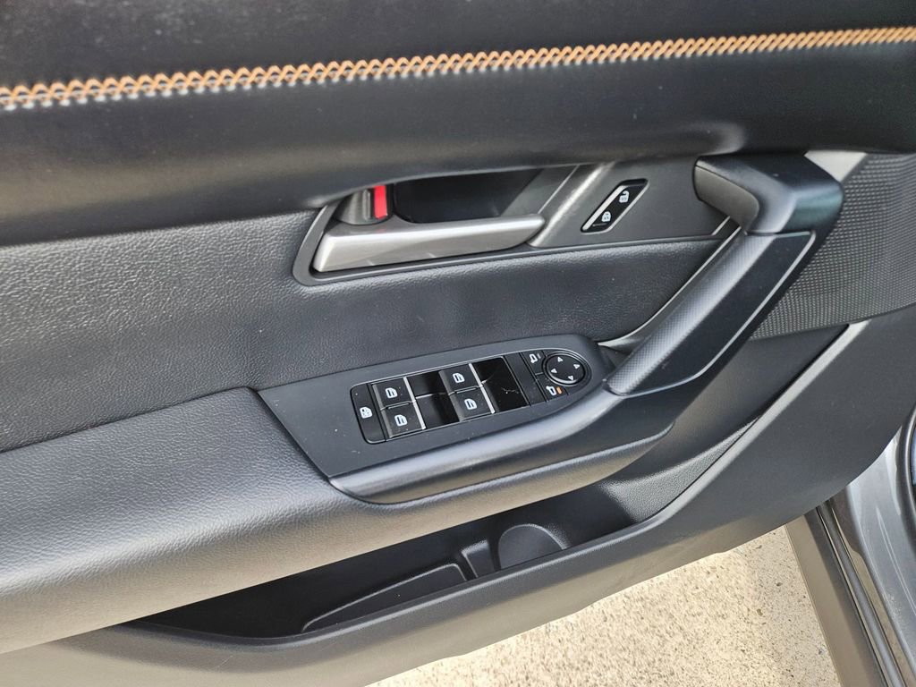 Used 2025 MAZDA CX-50 AWD 2.5 Hybrid w/ Premium Pkg image 15