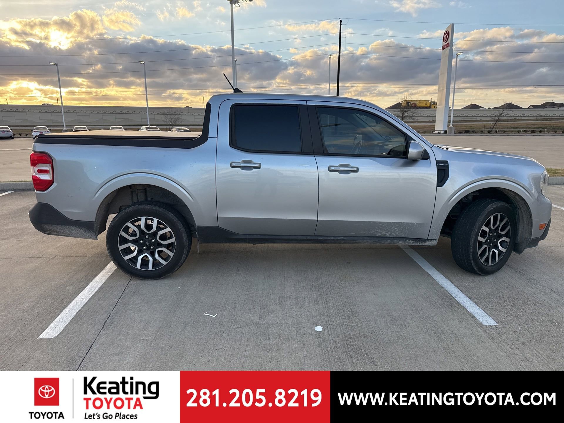 Used 2022 Ford Maverick Lariat image 8