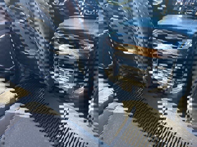 Used 2020 RAM 1500 Laramie image 17