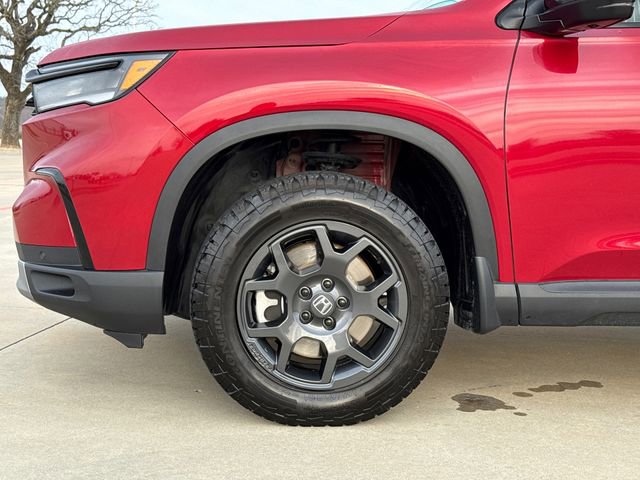 Used 2024 Honda Pilot TrailSport image 5