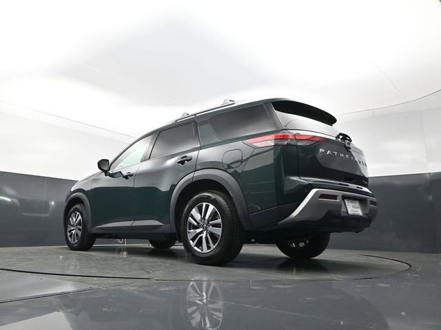 Used 2023 Nissan Pathfinder SL AWD/4WD image 23