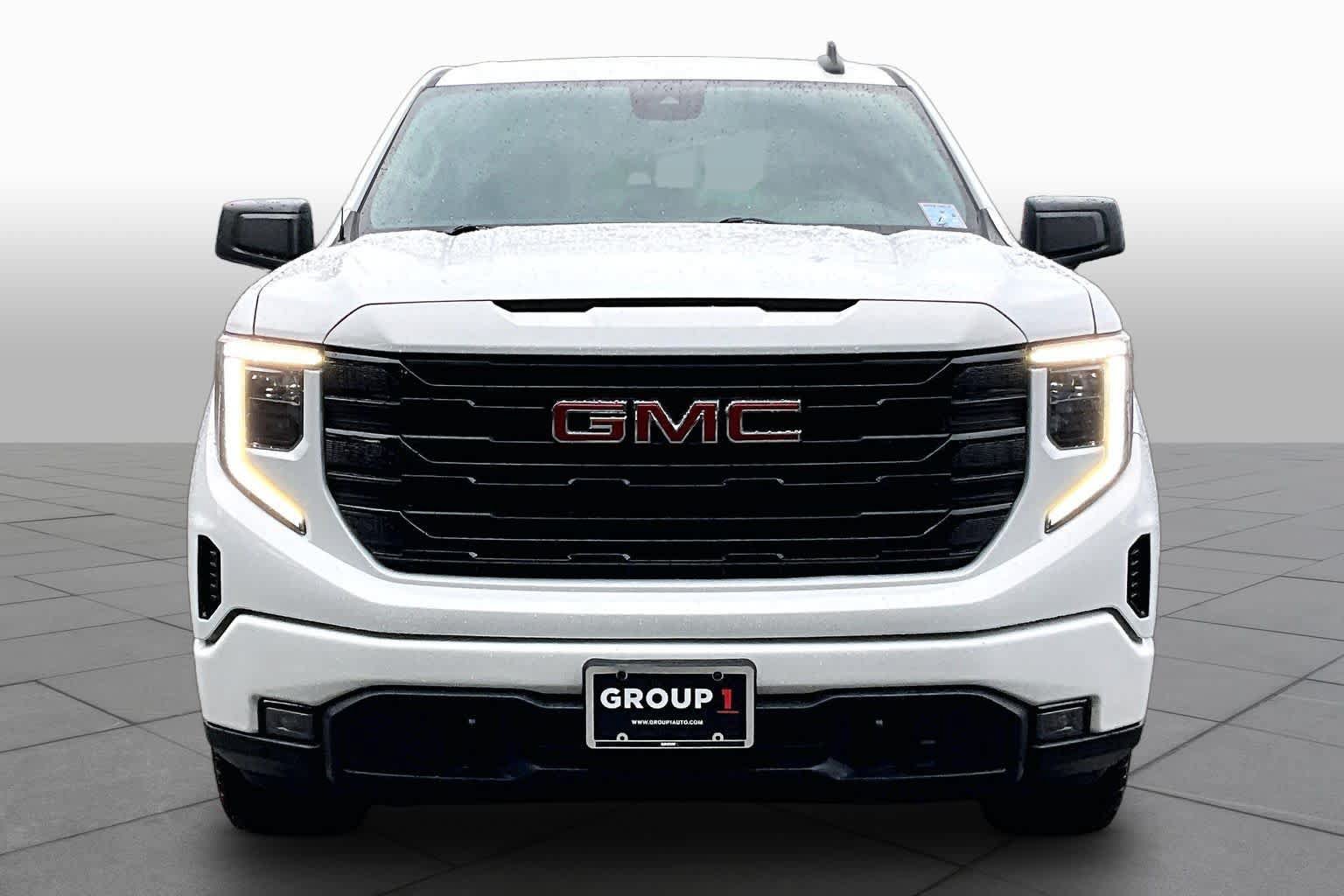 Used 2023 GMC Sierra 1500 Elevation w/ X31 Off-Road Package AWD/4WD image 4